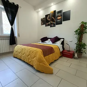 apt-a-casa-di-elena.it-romehotels.com/