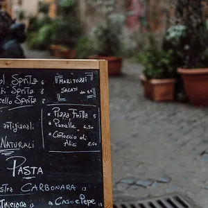 tiny-trastevere.it-romehotels.com/