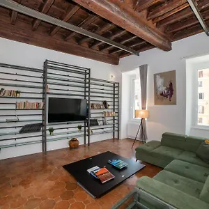campo-de-fiori-4-rooms.it-romehotels.com/